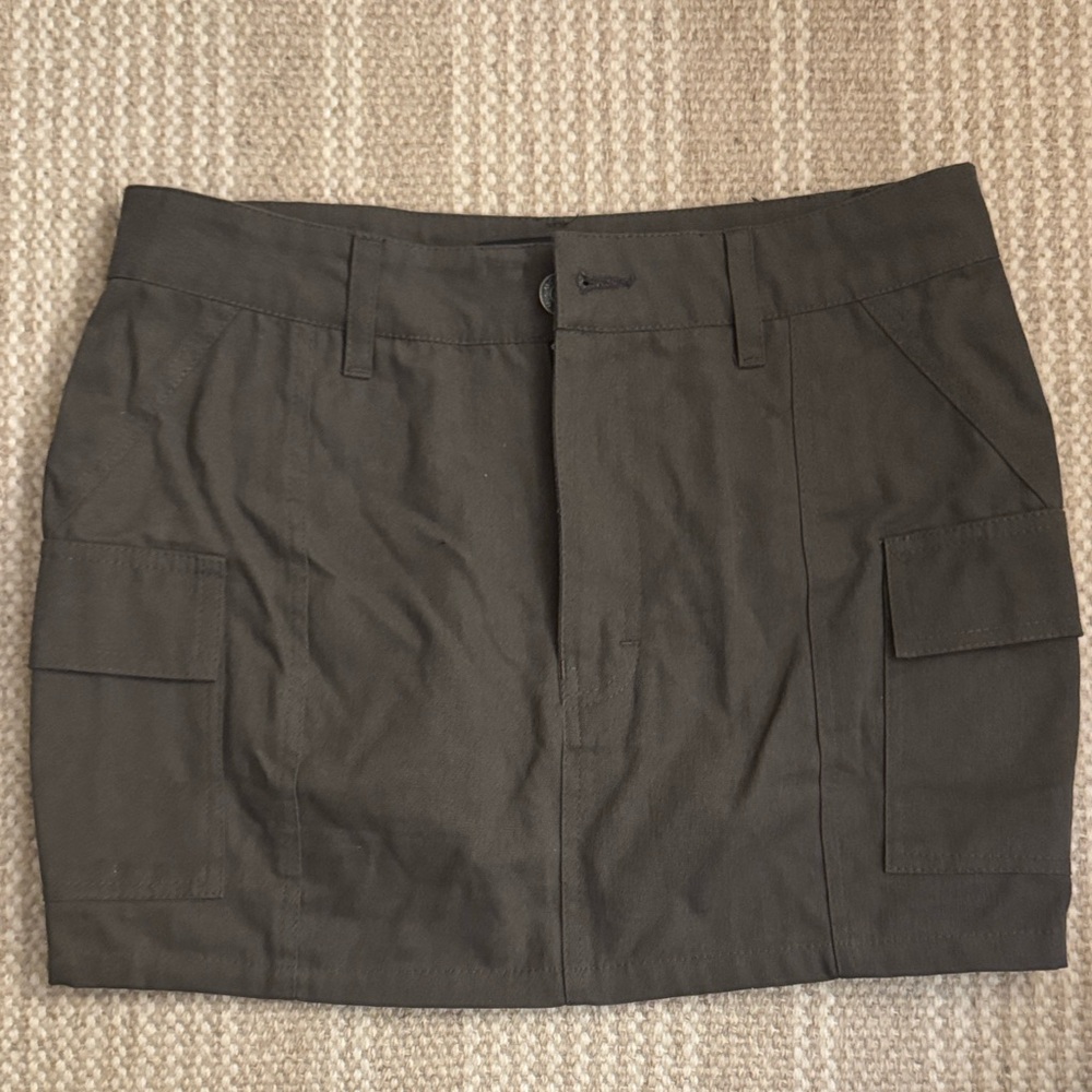 MOTEL ROCKS CARGO SKIRT XS
